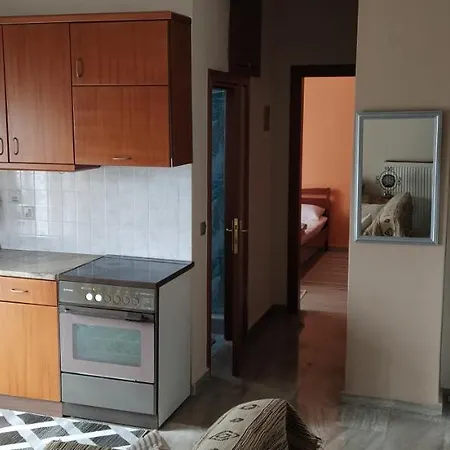Apartment George's Serres